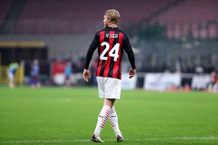 经纪人:冬窗费内巴切咨询过克亚尔的信息,但被克亚尔拒绝了