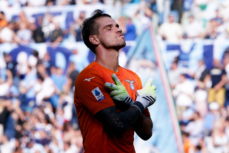 官方:拉齐奥宣布和主力门将普罗维德尔续约至2027年