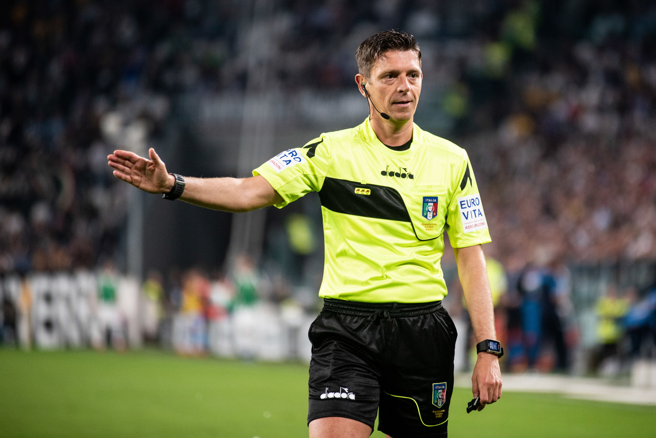 罗基谈拉齐奥vs米兰判罚:后两张红牌主裁失控了,第二天他已道歉