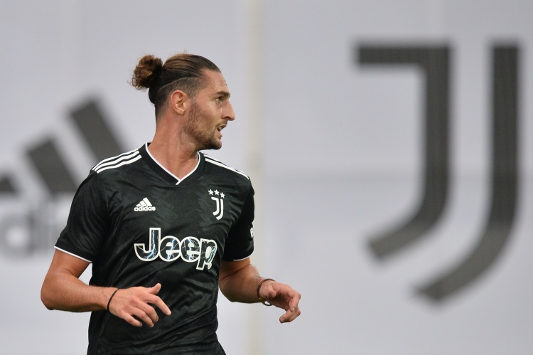 全市场:佩林、拉比奥特和麦肯尼仍在单独训练,出战亚特兰大成疑