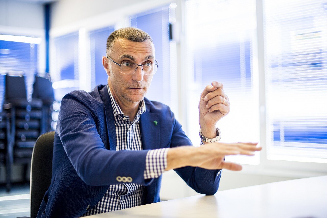 贝尔戈米:米兰第二个丢球是大意导致的,主场11打10本该踢得更好