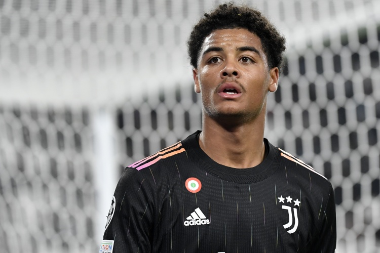 似曾相识
                            <script type=