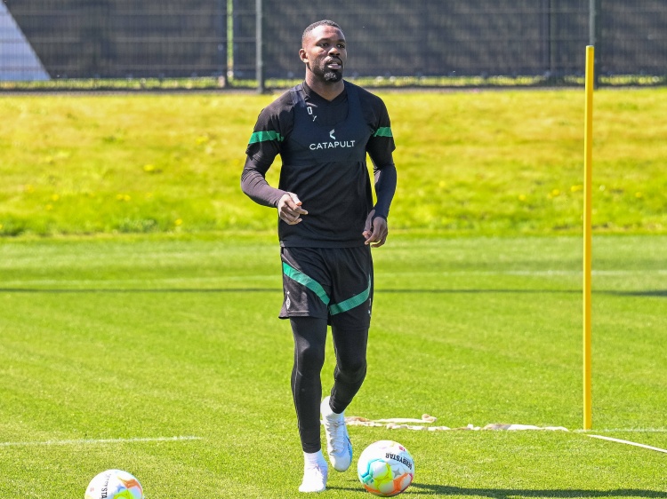 小图拉姆谈阿切尔比被国家队遣返:被控种族歧视,回去辩护很正常