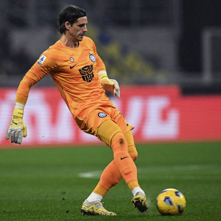 意媒:奥古斯托和森西恢复合练,索默有望出战恩波利