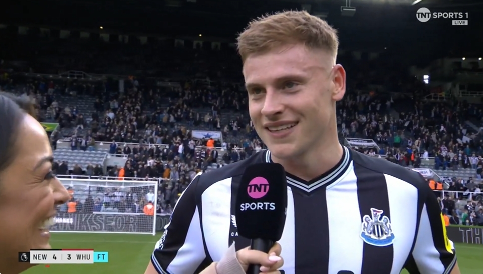 巴恩斯:这是我踢过的最疯狂比赛之一,纽卡充满团队精神从不放弃