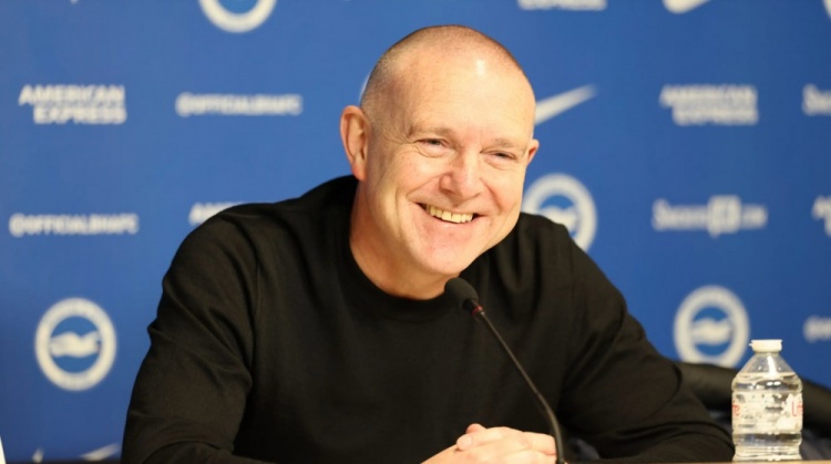 布莱顿官方:CEO保罗-巴伯完成续约,合同签至2030年