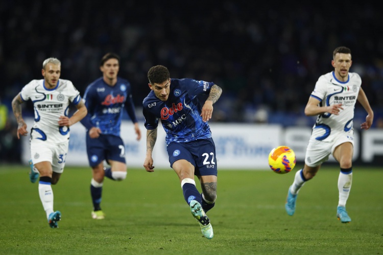 意媒:国米尝试引进那不勒斯队长迪洛伦佐,未来几周准备开启谈判