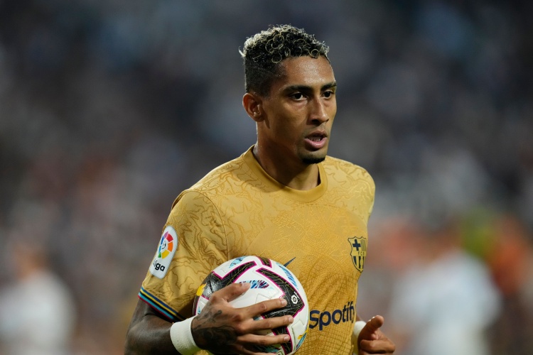 拉菲尼亚是继图雷后首位,在1/4决赛收获欧冠处子球的巴萨球员