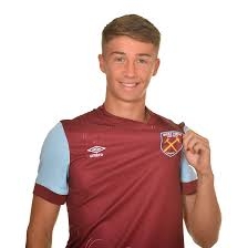 英媒:西汉姆联一年轻球员在自己英超首秀重伤,现已苏醒