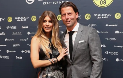 图片报:魏登费勒前妻与奥堡球员迈尔相恋,新男友小她12岁